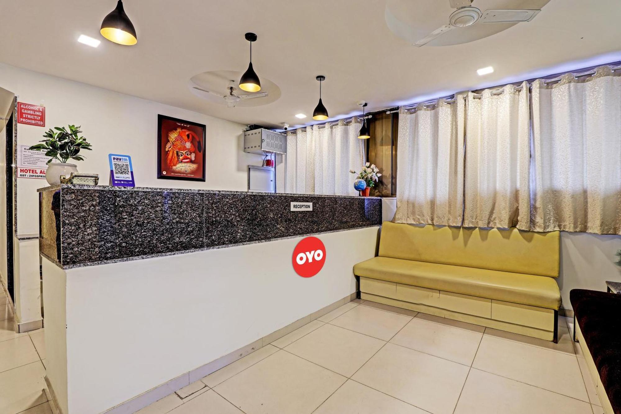 Hotel O Alexa Ahmedabad Buitenkant foto